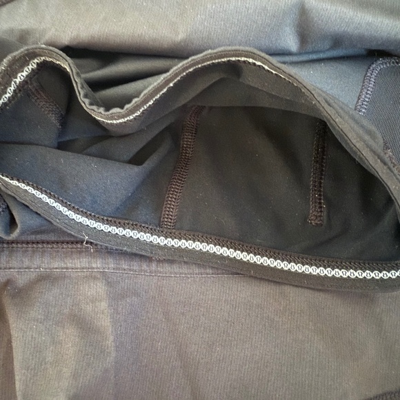 Lululemon Pleated Tennis Skort RARE – Ruffle with reflective detail / Size S - Picture 6 of 6